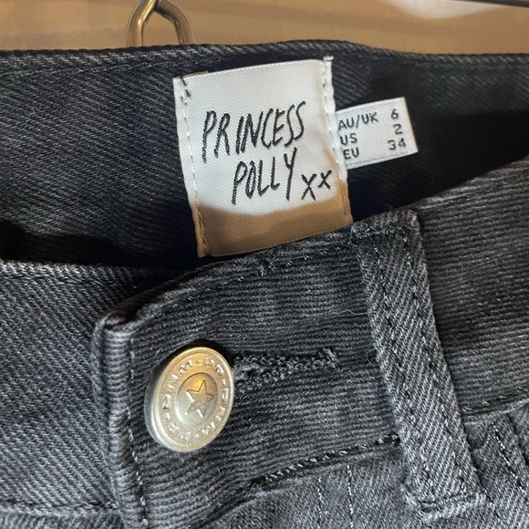 Princess Polly Black Cut Off Shorts - Picture 4 of 5